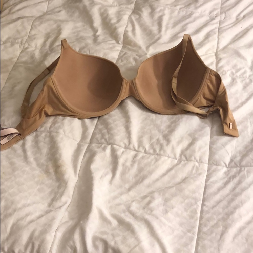 push-up bra